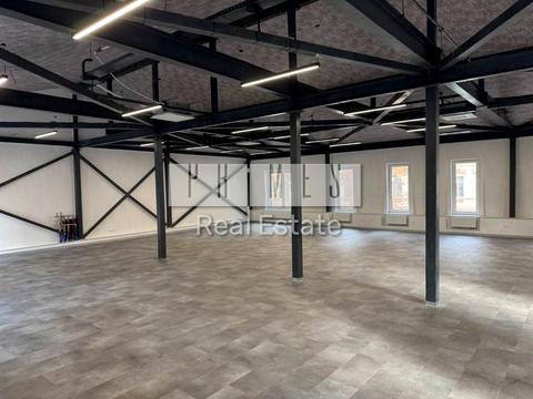 комерційна за адресою Івана Франка вул., 26