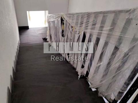 комерційна за адресою Івана Франка вул., 26