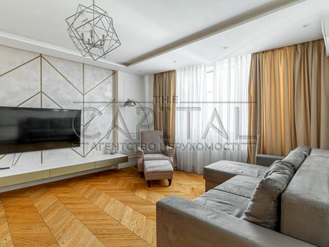 квартира за адресою Раїси Окіпної вул., 10-А