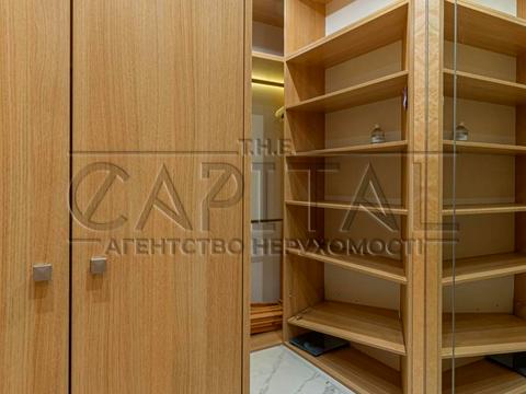 квартира за адресою Раїси Окіпної вул., 10-А