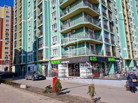комерційна за адресою Українська вул., 83б к.1-5