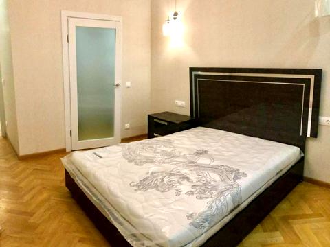 квартира за адресою Інститутська вул., 18