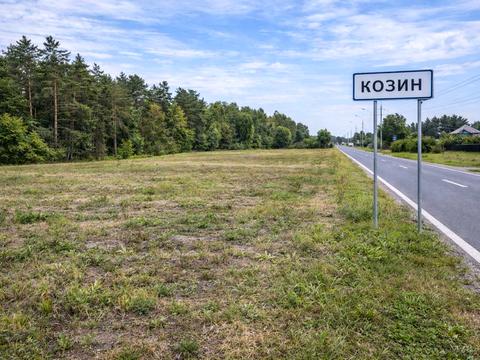 ділянка за адресою Київська вул.