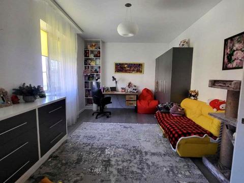 будинок за адресою Світла вул.