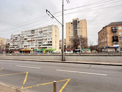 коммерческая по адресу Чоколовский бульв., 4