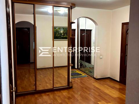 квартира по адресу Драгоманова ул., 23