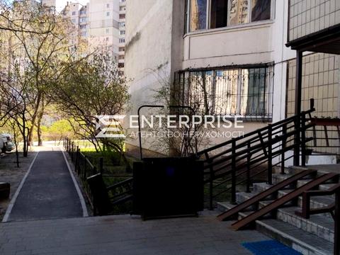 квартира по адресу Драгоманова ул., 23