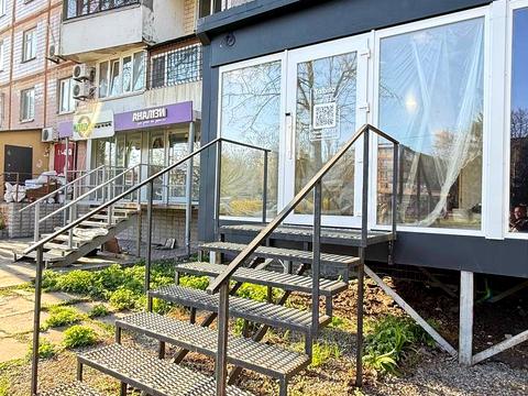 комерційна за адресою Науки просп. (Гагаріна), 112