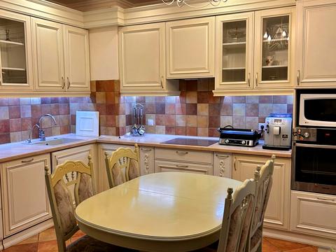 квартира по адресу Николая Амосова ул., 4