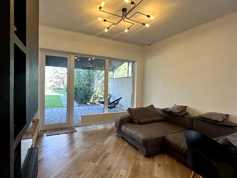 дом по адресу Зелена