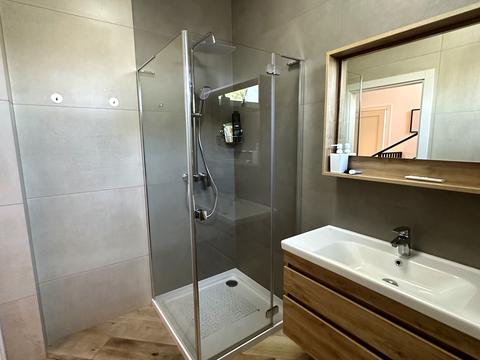 дом по адресу Зелена