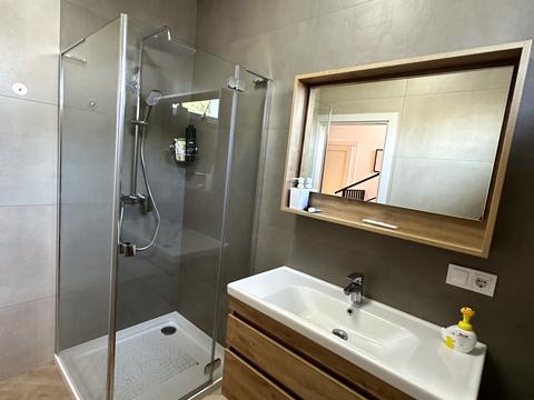 дом по адресу Зелена