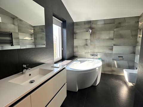 дом по адресу Зелена