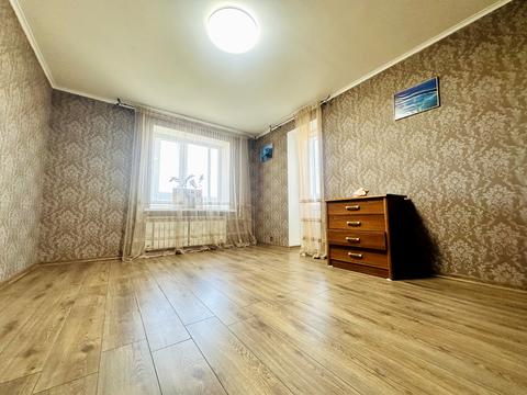 квартира за адресою Євгена Чикаленка вул., 68а