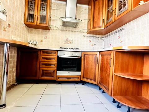 квартира за адресою Євгена Чикаленка вул., 68а