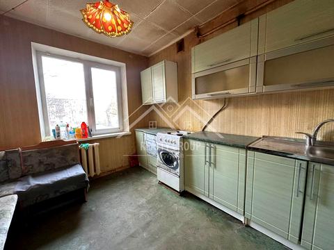 квартира за адресою Космонавтів вул., 7