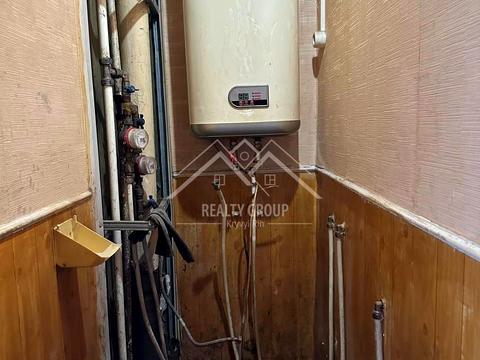 квартира за адресою Космонавтів вул., 7