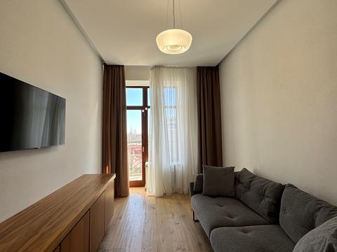 квартира по адресу Французский бульв., 2