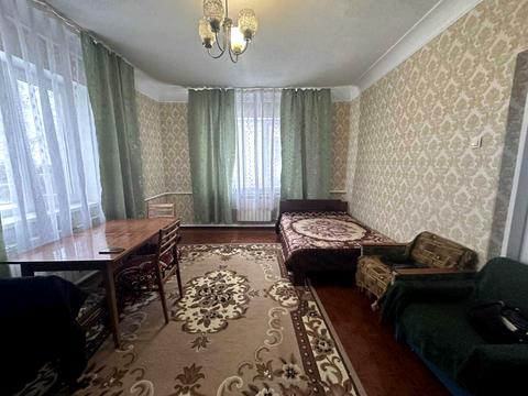 будинок за адресою Центральна вул., 98