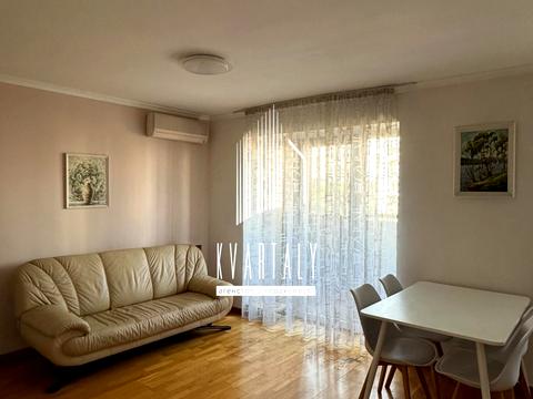 квартира за адресою Стадіонна вул., 6