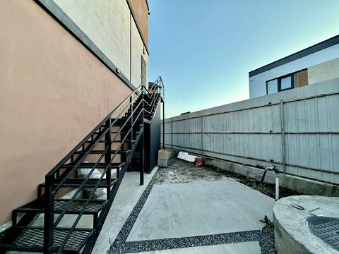 будинок за адресою Абрикосова вул., 235