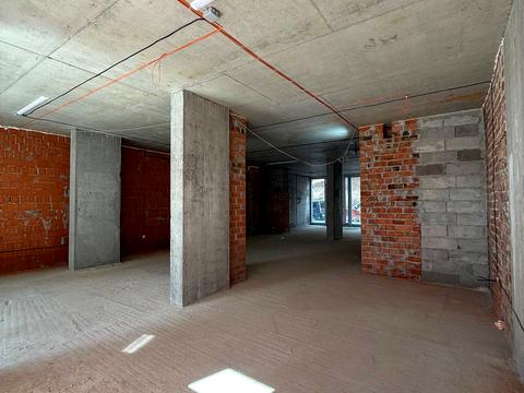 комерційна за адресою Малоголосківська вул., (Будинок)