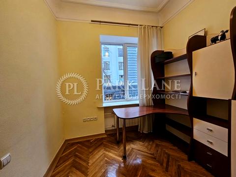 квартира за адресою Інститутська вул., 15/5