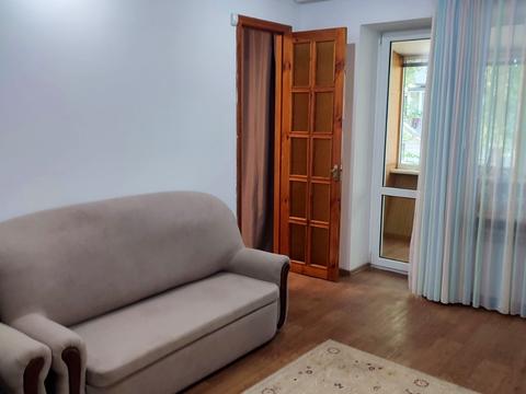 квартира за адресою Волонтерська вул. (Малиновського), 10