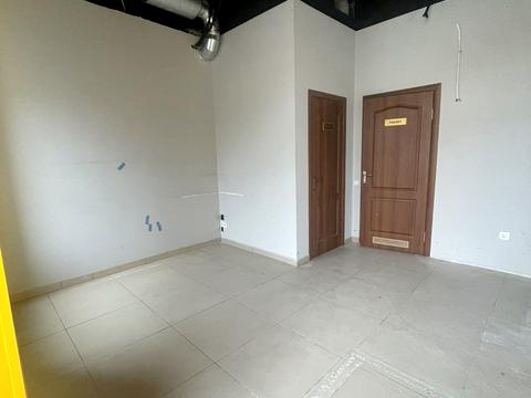 комерційна за адресою Богдана Хмельницького  вул., 160