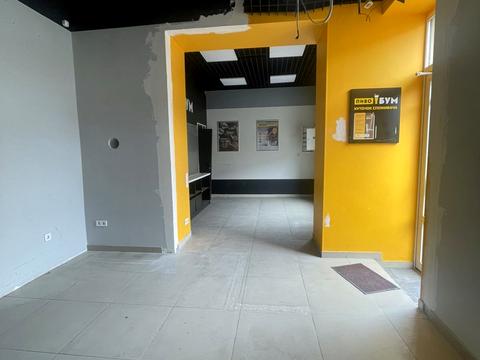 комерційна за адресою Богдана Хмельницького  вул., 160