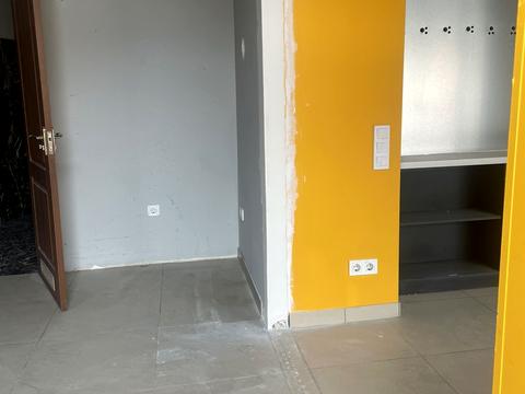 комерційна за адресою Богдана Хмельницького  вул., 160