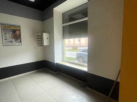 комерційна за адресою Богдана Хмельницького  вул., 160