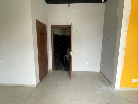 комерційна за адресою Богдана Хмельницького  вул., 160