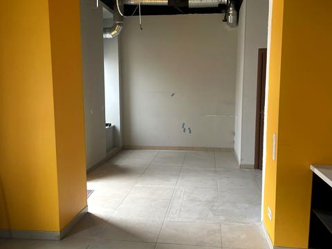 комерційна за адресою Богдана Хмельницького  вул., 160