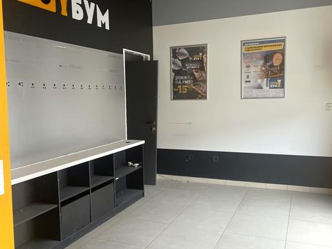 комерційна за адресою Богдана Хмельницького  вул., 160