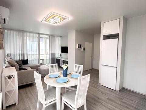 квартира за адресою Зарічна вул., 4