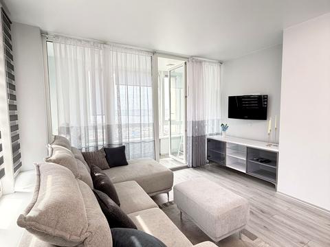 квартира за адресою Зарічна вул., 4