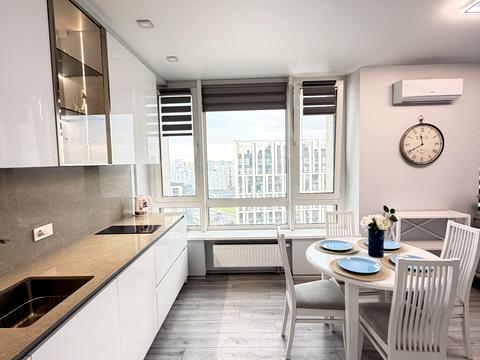 квартира за адресою Зарічна вул., 4