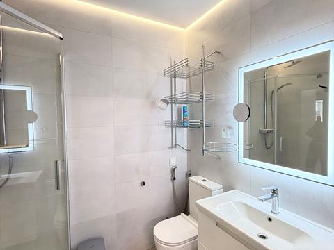 квартира за адресою Зарічна вул., 4