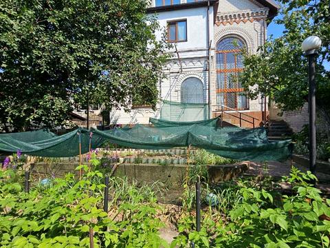 будинок за адресою Закарпатська вул.