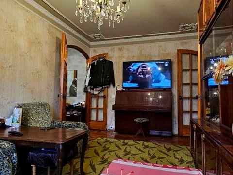 квартира по адресу Гвардейцев-Широнинцев ул., 40