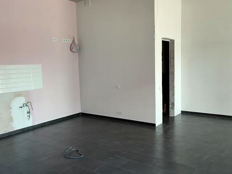 комерційна за адресою Паркова вул., 11