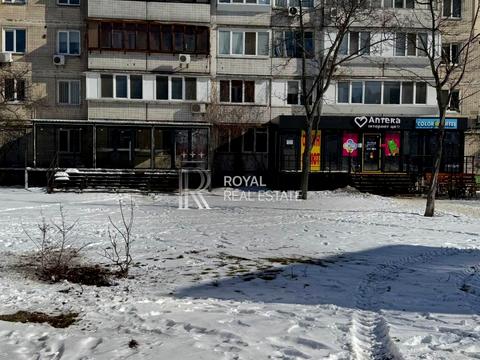 комерційна за адресою Оболонський просп., 28