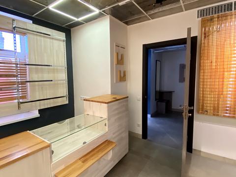 коммерческая по адресу Головатого ул., 20