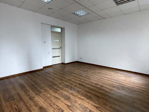 комерційна за адресою Словацького вул., 3