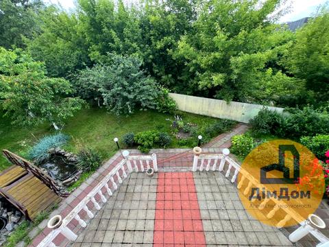 будинок за адресою Орхідейна, 60