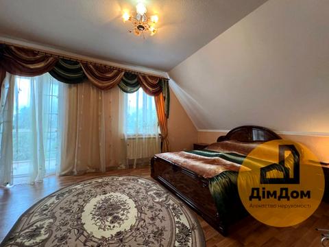 будинок за адресою Орхідейна, 60