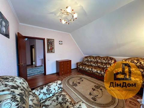 будинок за адресою Орхідейна, 60