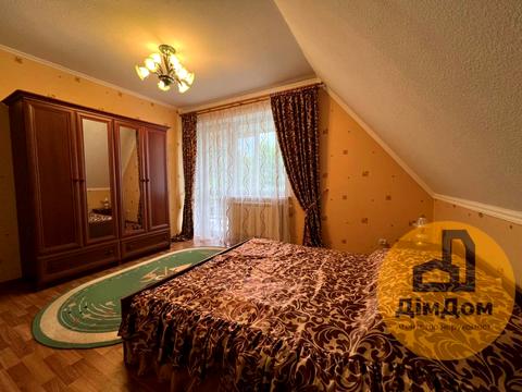 будинок за адресою Орхідейна, 60