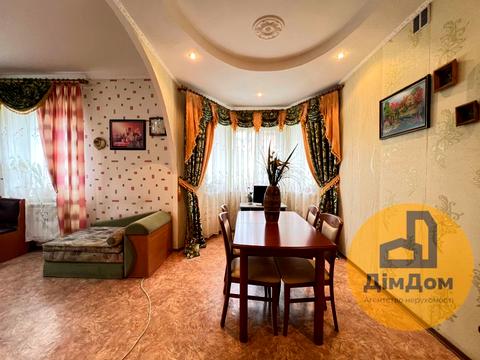 будинок за адресою Орхідейна, 60